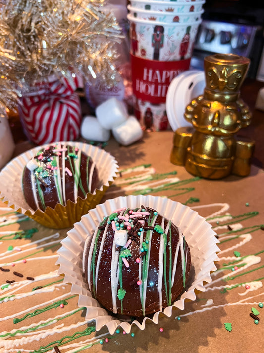 Christmas Hot Cocoa Bombs